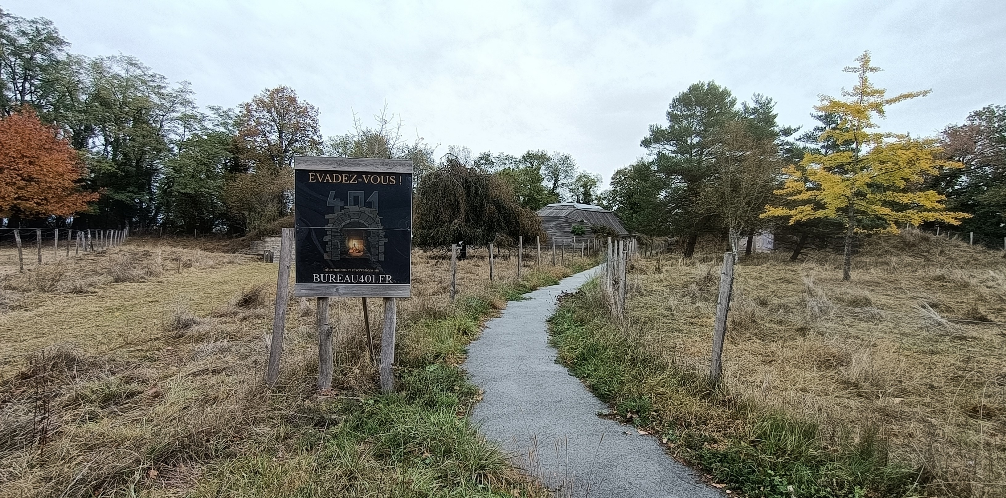 Bureau 401 au Fort Lachaux