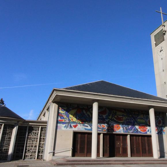 Eglise du Sacré-Coeur à Audincourt (extérieur)