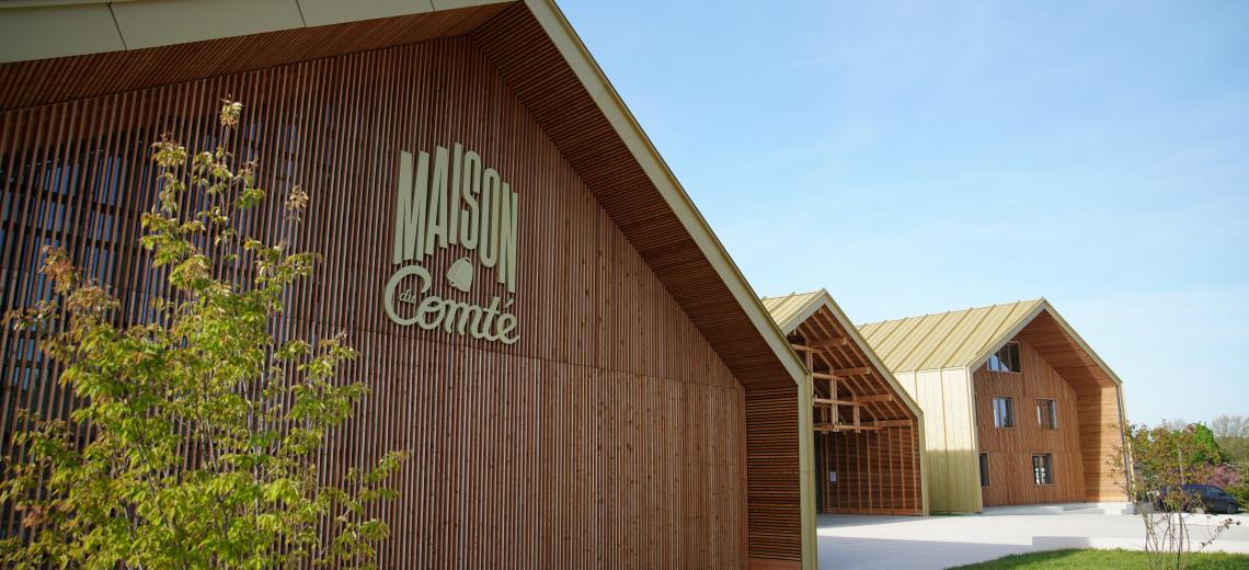 Facade maison du Comté FCINQ, ©  Josué Pichot et Mickaël Noiville