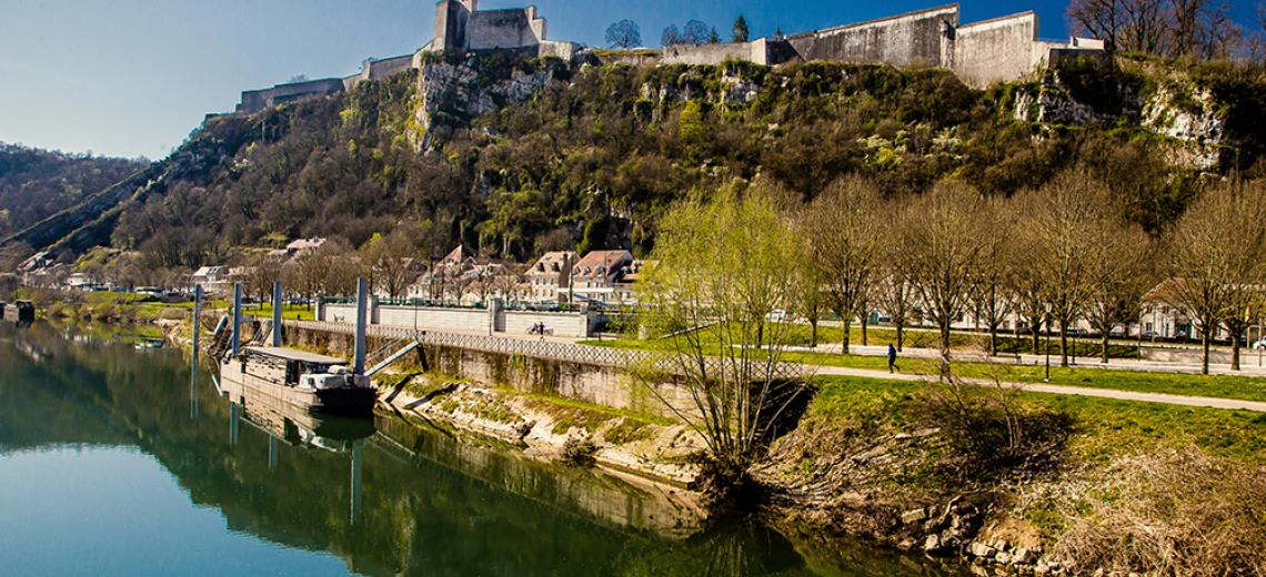 Vue de la Citadelle depuis rivotte © JC Jacottot