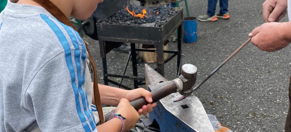 PdesA_forgeron_initiation © association musonset Créons