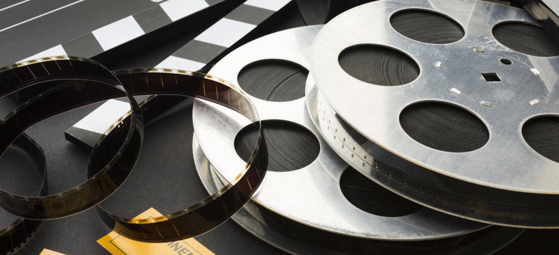 arrangement-cinema-objects-close-up © Freepik