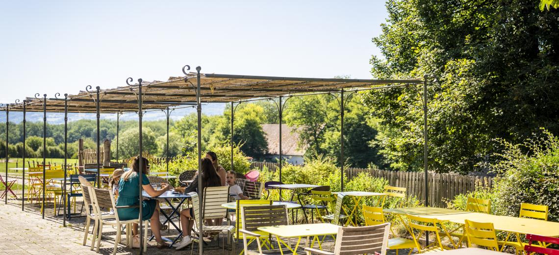 MMC 4 - Terrasse © Ben Becker / Musée de Plein Air des Maisons Comtoises