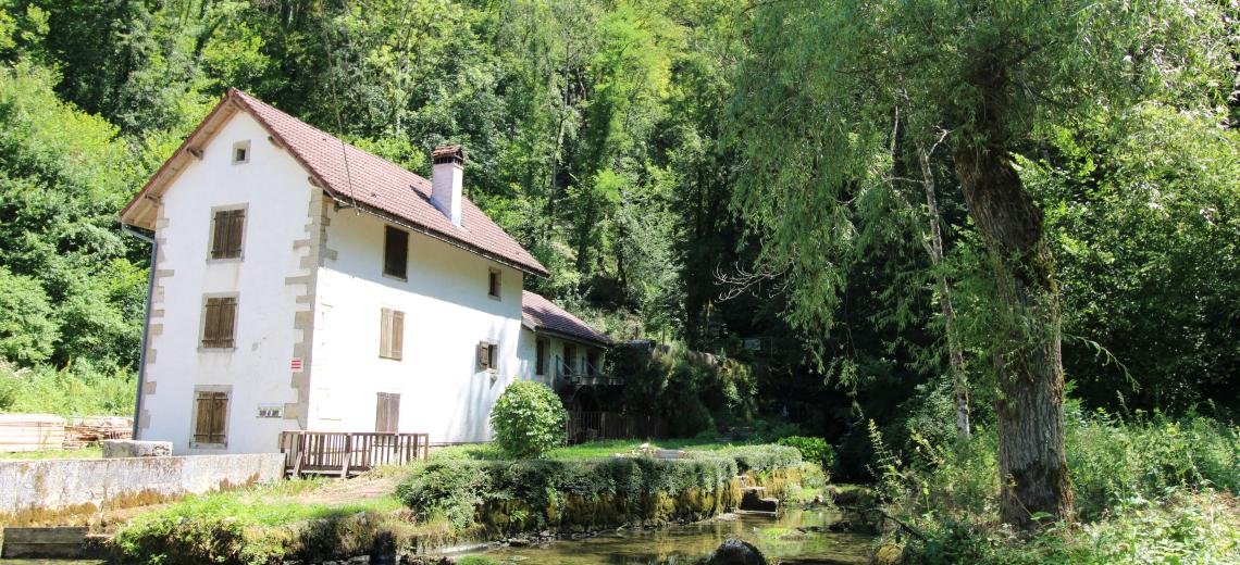 Moulin et source de la Doue ©Office de Tourisme du Pays de Montbéliard (10)_1 ©  Pays de Montbéliard Tourisme