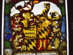 Atelier des vacances   « Lumière sur le verre » © Vitrail aux armes de Christophe de Wurtemberg, 1554 Verre coloré, plomb, étain, peinture Collections musées de Montbéliard  J. Varlet (détail)
