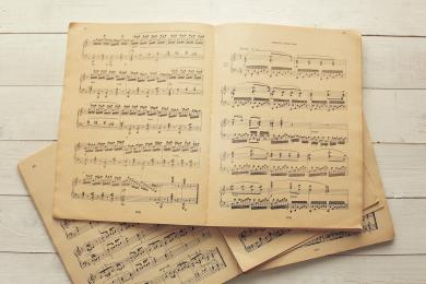 Music notes © Yeko Photo Studio