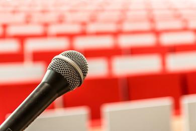 microphone-2775447_960_720 © libre de droits