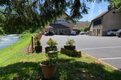 restaurant-rives-du-doubs © Gerard Dorget