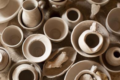 top-view-vases-pottery-concept © magnific