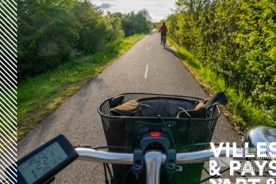 Les arbres remarquables - Balade printanière à vélo © Mona +